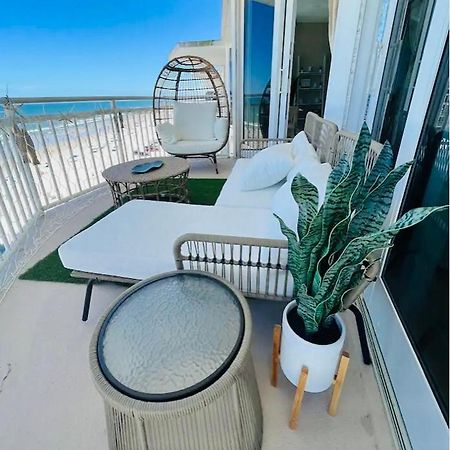 דייטונה ביץ' Beach Oasis 704 Lovely Daytona Ocean Front For 5 Sleeps Up To 12 מראה חיצוני תמונה