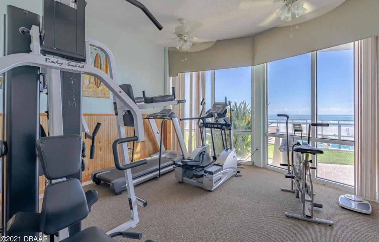 דייטונה ביץ' Beach Oasis 704 Lovely Daytona Ocean Front For 5 Sleeps Up To 12 מראה חיצוני תמונה