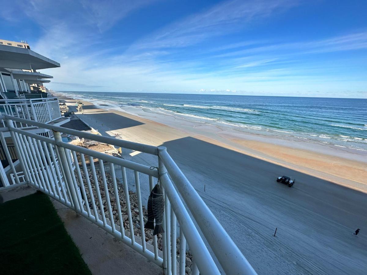 דייטונה ביץ' Beach Oasis 704 Lovely Daytona Ocean Front For 5 Sleeps Up To 12 מראה חיצוני תמונה